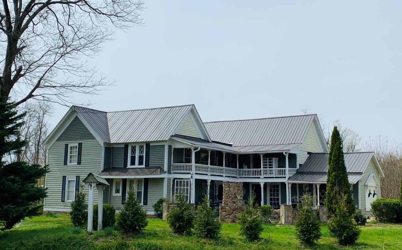 Bridgewater Hall Historic Inn Моргантън Екстериор снимка